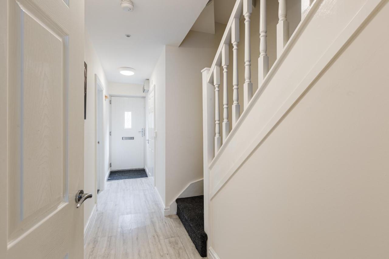 Oxheys House - 5 Bedrooms Contractors Parking Preston  Extérieur photo