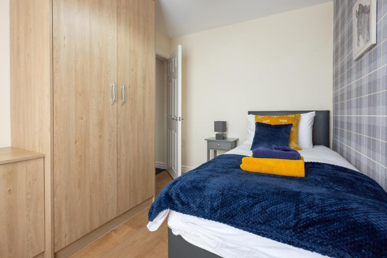 Oxheys House - 5 Bedrooms Contractors Parking Preston  Extérieur photo