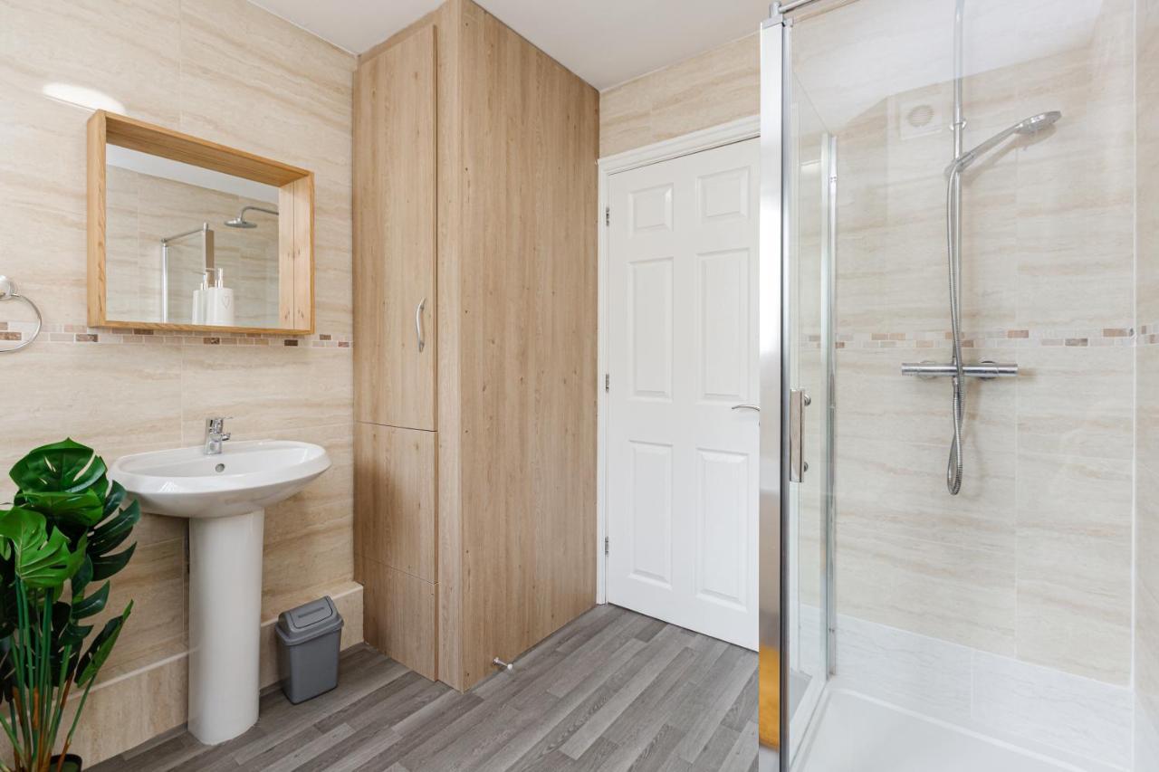 Oxheys House - 5 Bedrooms Contractors Parking Preston  Extérieur photo