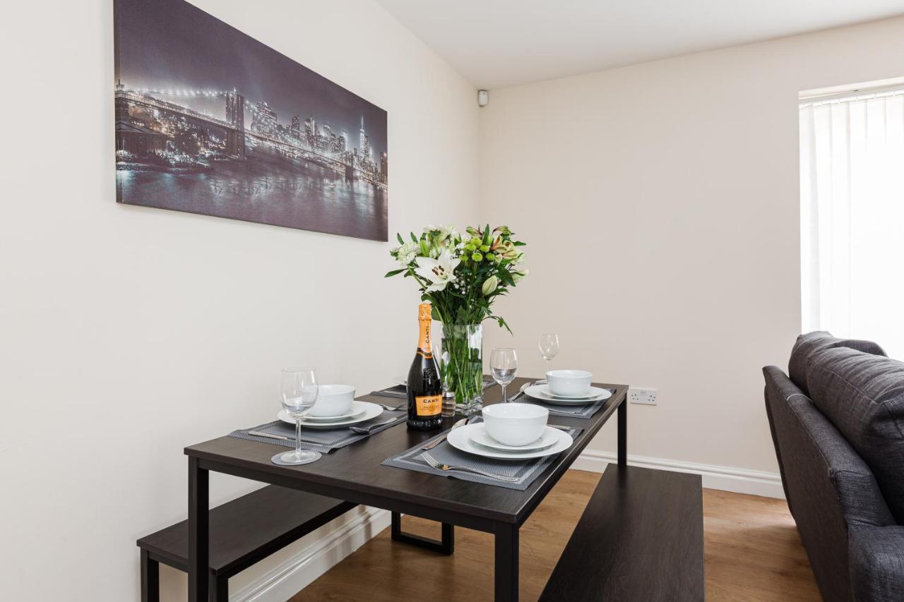 Oxheys House - 5 Bedrooms Contractors Parking Preston  Extérieur photo