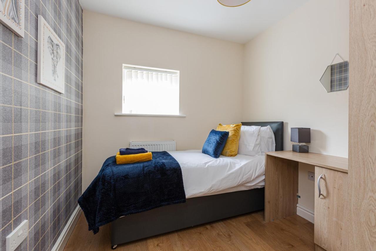 Oxheys House - 5 Bedrooms Contractors Parking Preston  Extérieur photo